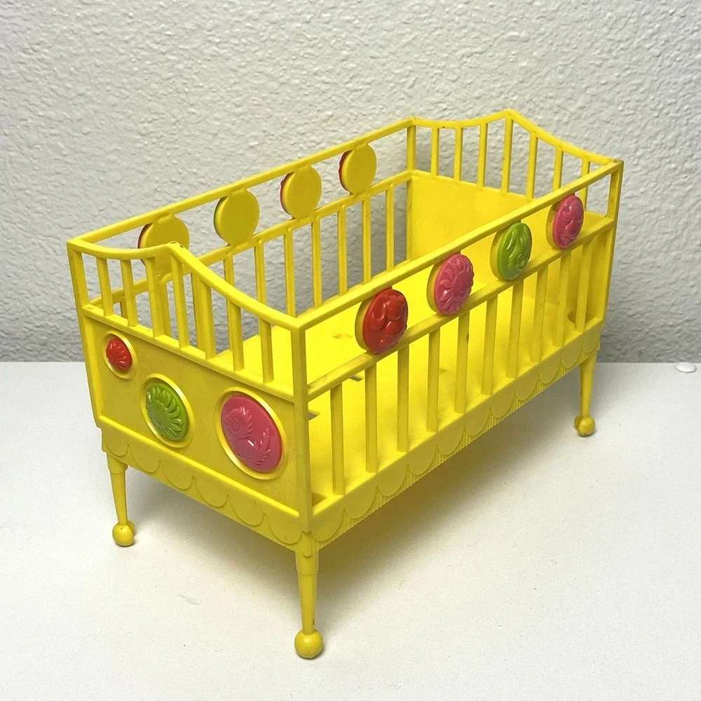 Vintage Suzy Cute‎ Deluxe Reading Corp Crib 1960's Doll Furniture Nursery